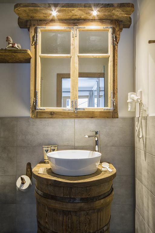 セルヴァ・ディ・ヴァル・ガルデーナChalet Da Montアパートメント エクステリア 写真